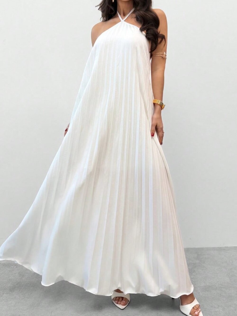 White Elegant Women's Pleated Halter Neck Maxi Dress - Picture 7 of 11